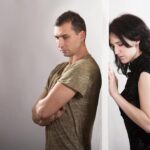 Cum să recunoști că partenerul tău este nefericit într-o relație:
