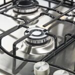 Plita ta va fi ca nouă: Cum să îndepărtezi grăsimea